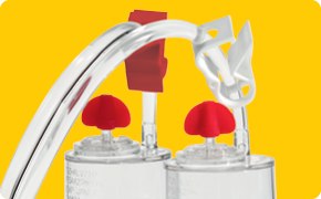 Colored clamps Pre-installed colored clamps help in accurate media filling