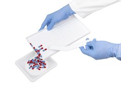 Rectangular Capsule/Tablet Counting Tray sterile; electron beam irradiated