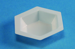 Hexagonal weighing boats size S, anti-static, sterile; electron beam irradiated