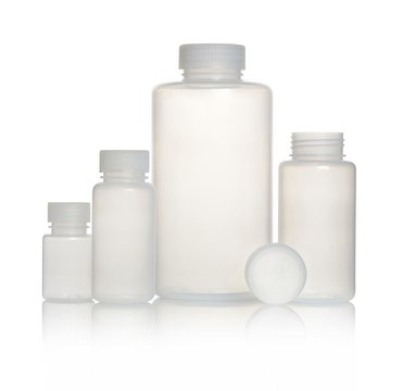 Azlon&nbsp;Polypropylene Wide Neck Round Bottles with Screw Cap round translucent polypropylene bottle, capacity 500&#160;mL