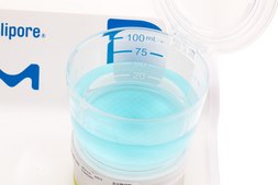 Milliflex Oasis&#174; Filtration Unit pore size 0.45&#160;&#956;m, mixed cellulose esters (MCE) membrane, white filter, volume 100&#160;mL