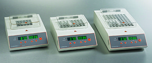 Corning&#174; LSE&#8482; digital dry bath heaters four block, AC/DC input 230 V AC, Schuko plug