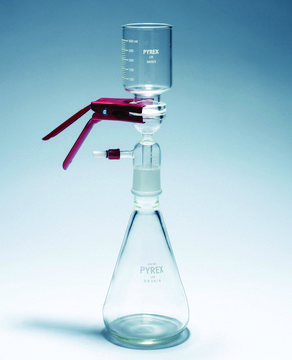 Pyrex&#174; Vacuum filtration system for 47 mm membranes graduated funnel only